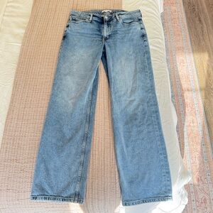 Banana Republic Mid-Rise 90s Relaxed Jean